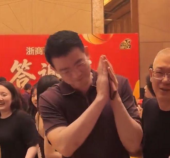 全市场:尤文追卢库米和科洛