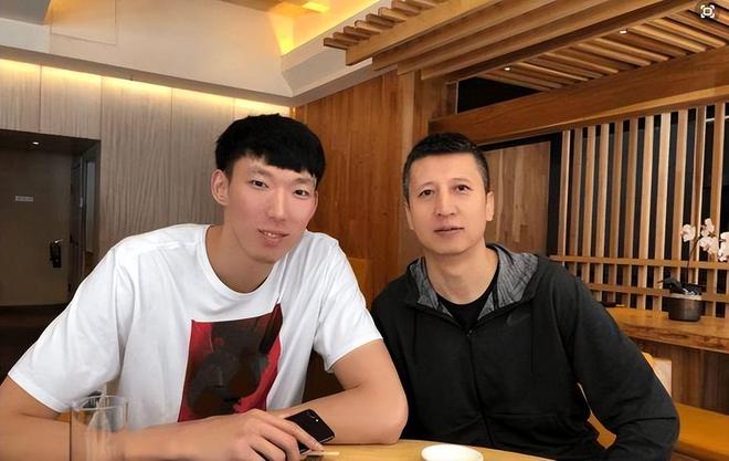 卡塞米罗称梅西为“足球之神”：我来只为了和史上最佳一起踢球