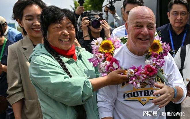 北京金融女博士罕见发声：目前股市想要逢低建仓，建议死磕七要诀